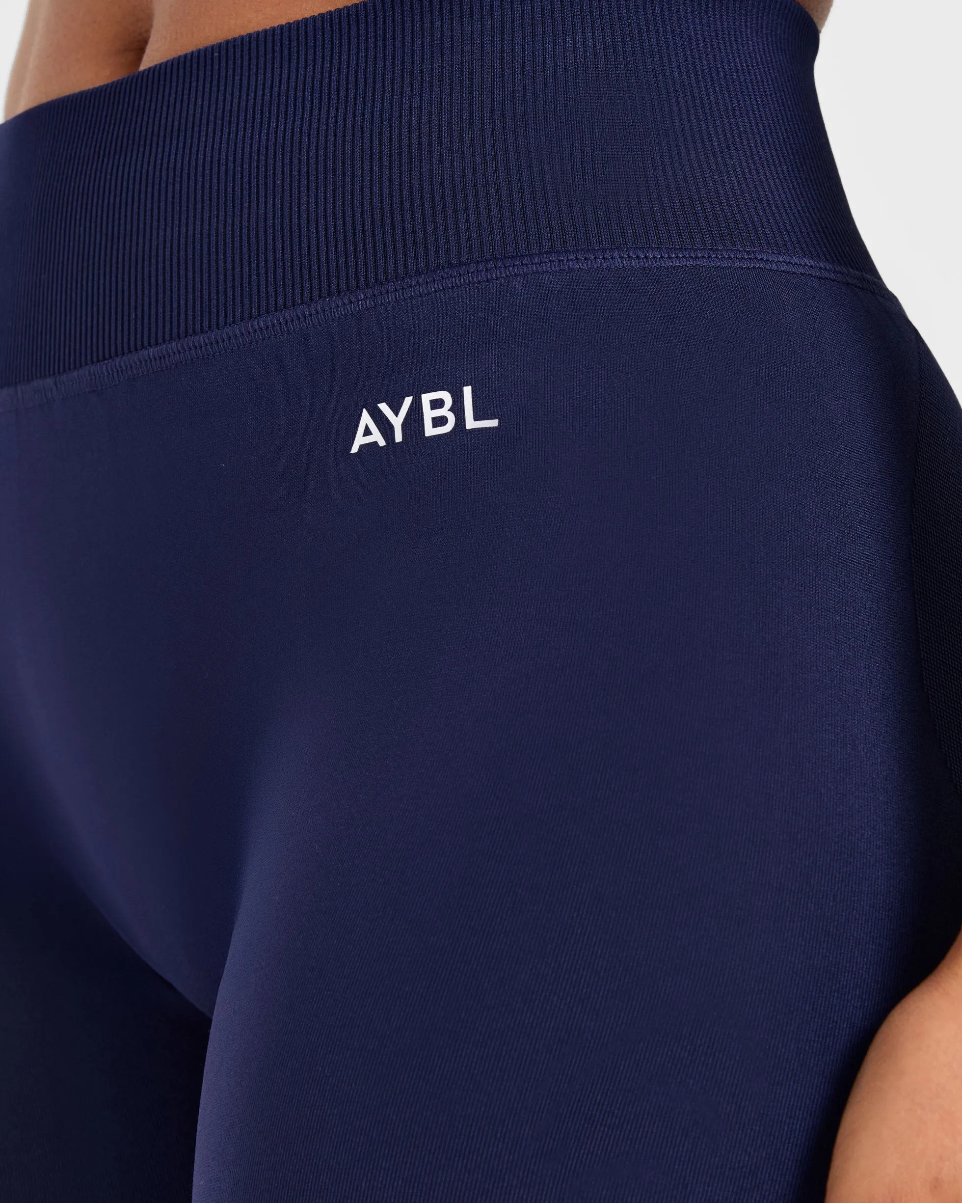 Adapt Seamless Shorts | 4.5"