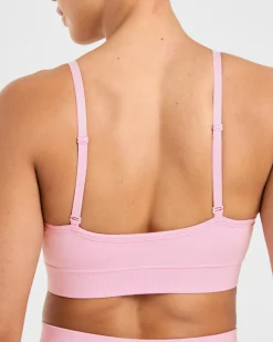 Adapt Seamless Sports Bra