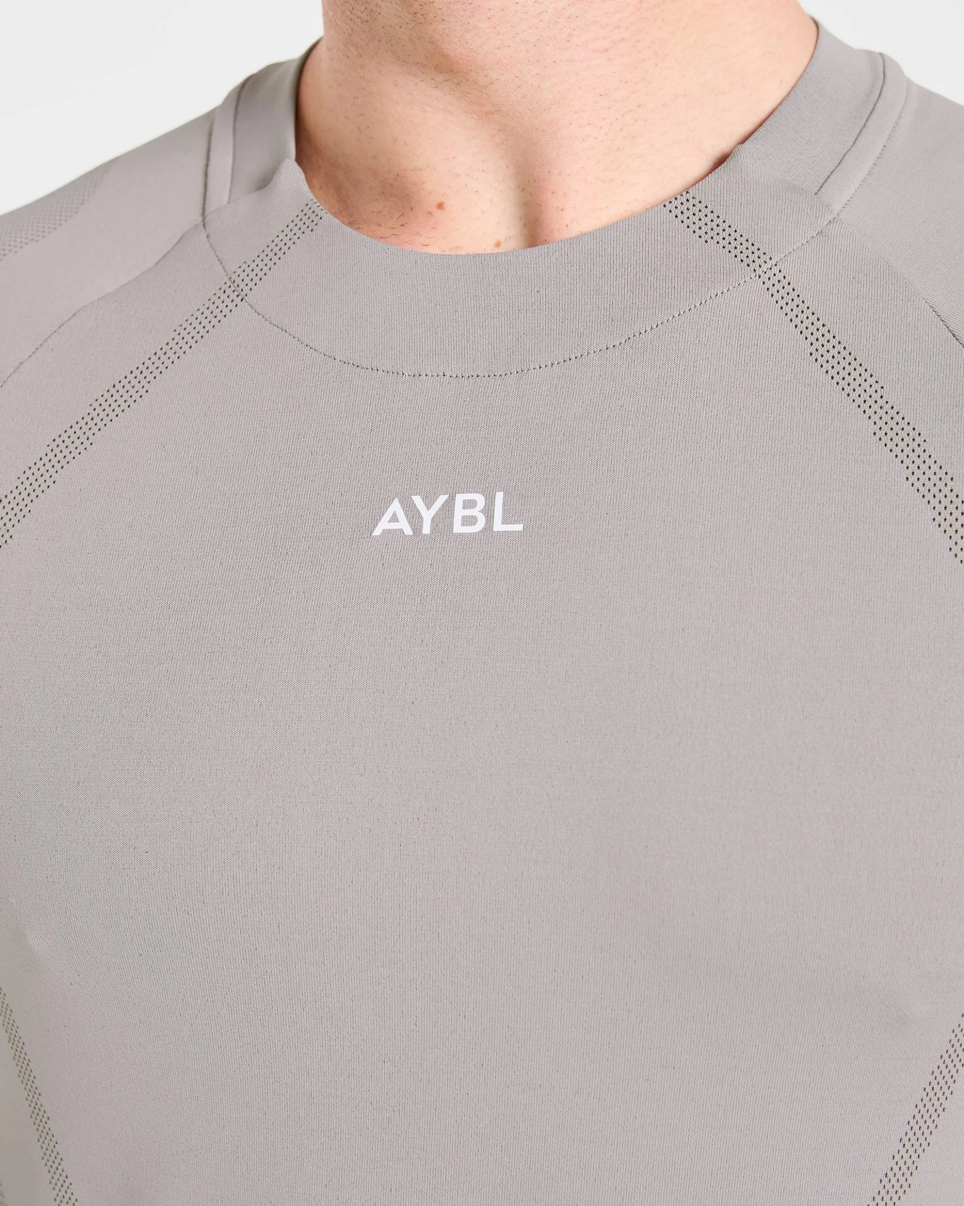 Attain Seamless Long Sleeve T Shirt