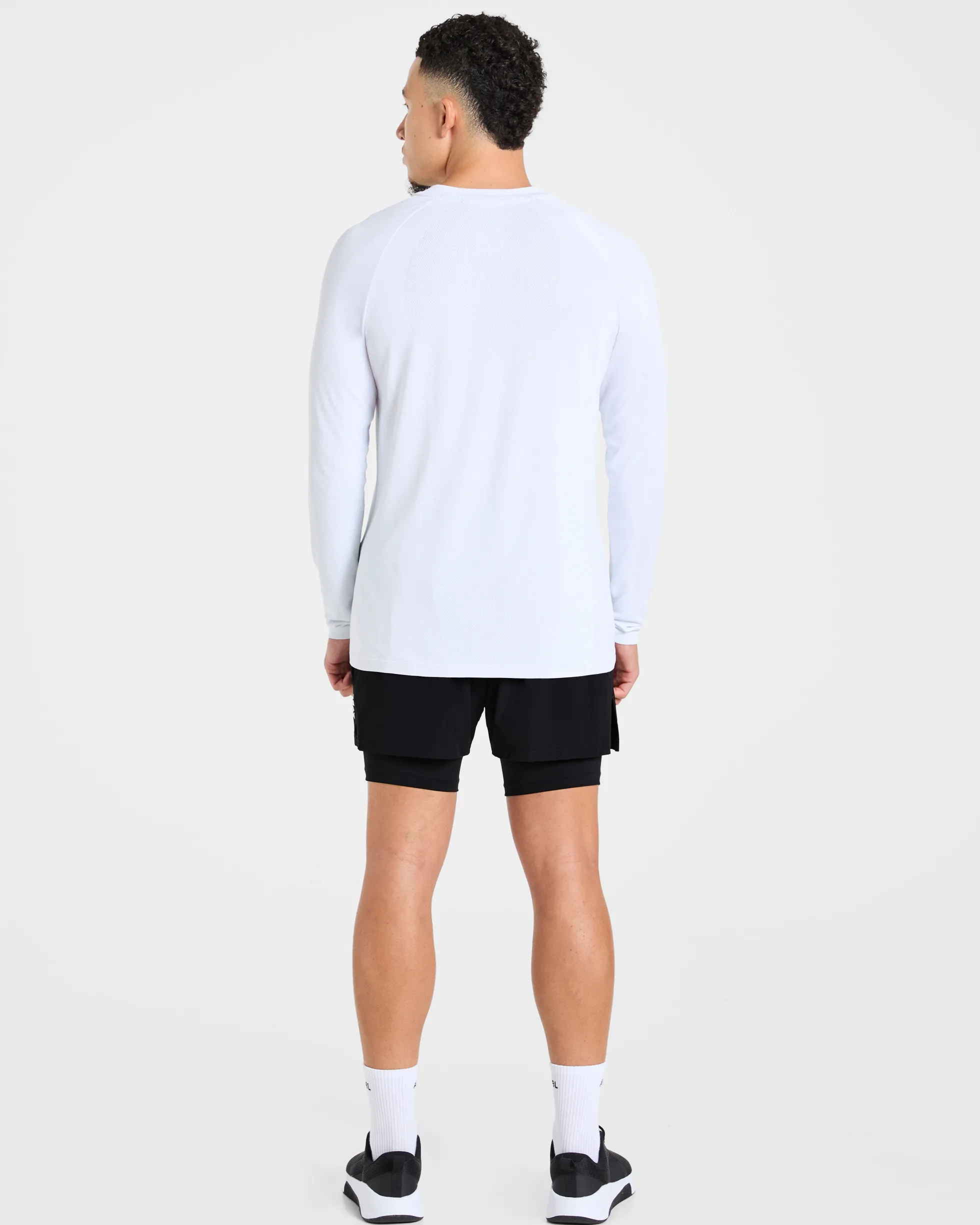 Attain Seamless Long Sleeve T Shirt
