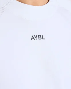 Attain Seamless Long Sleeve T Shirt