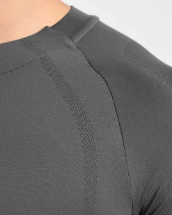 Attain Seamless T Shirt