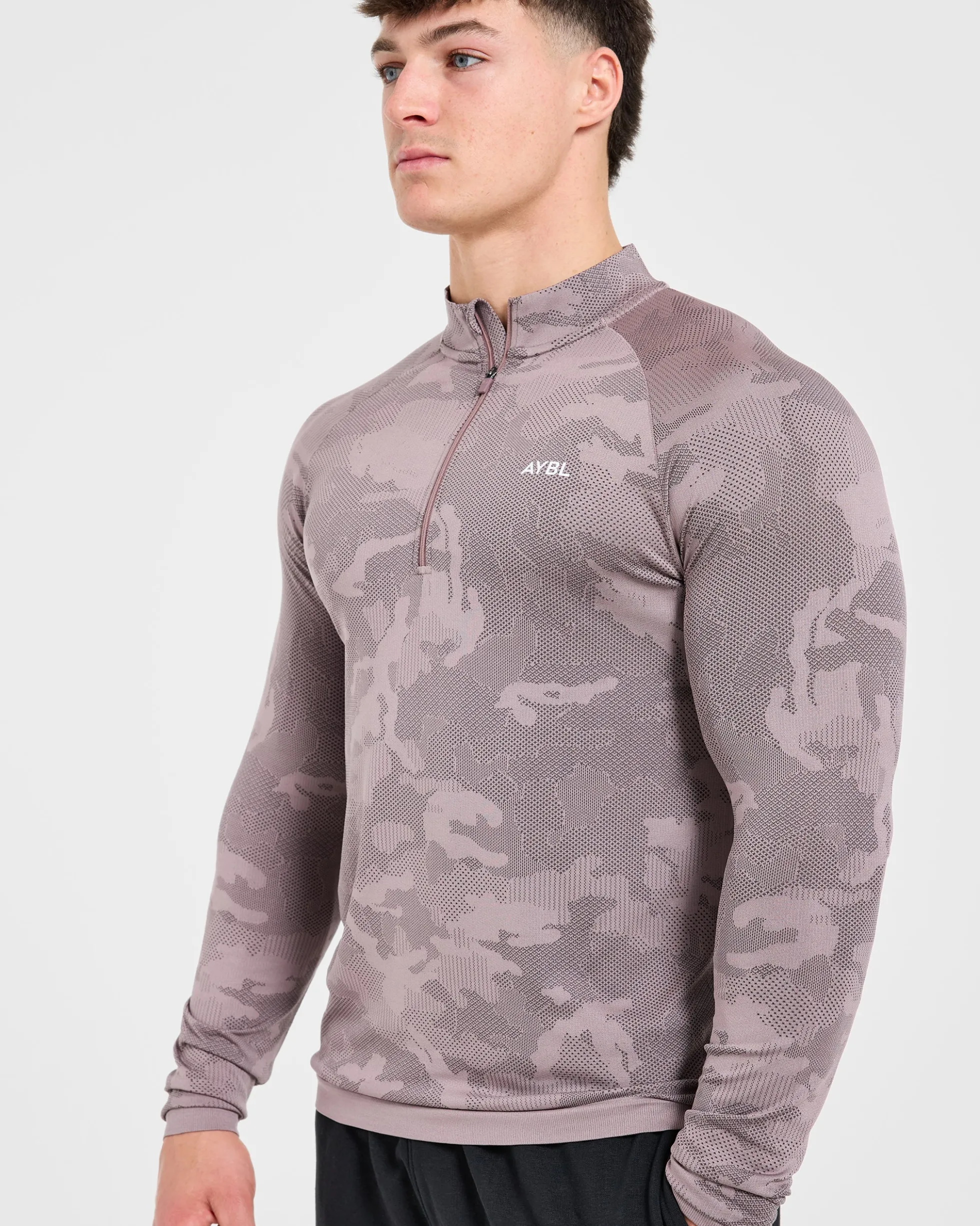Camo Seamless 1/4 Zip Pullover