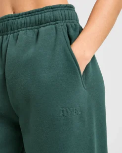 Classic Plush Oversized Straight Leg Joggers