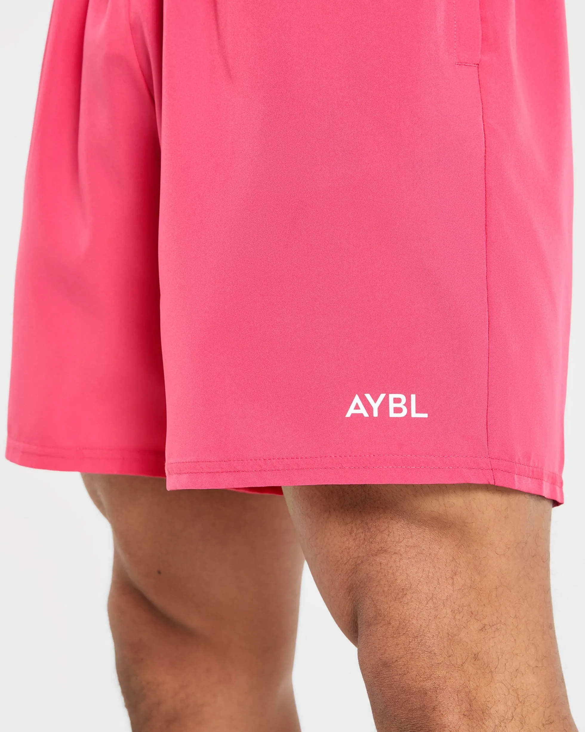 Core 7" Shorts