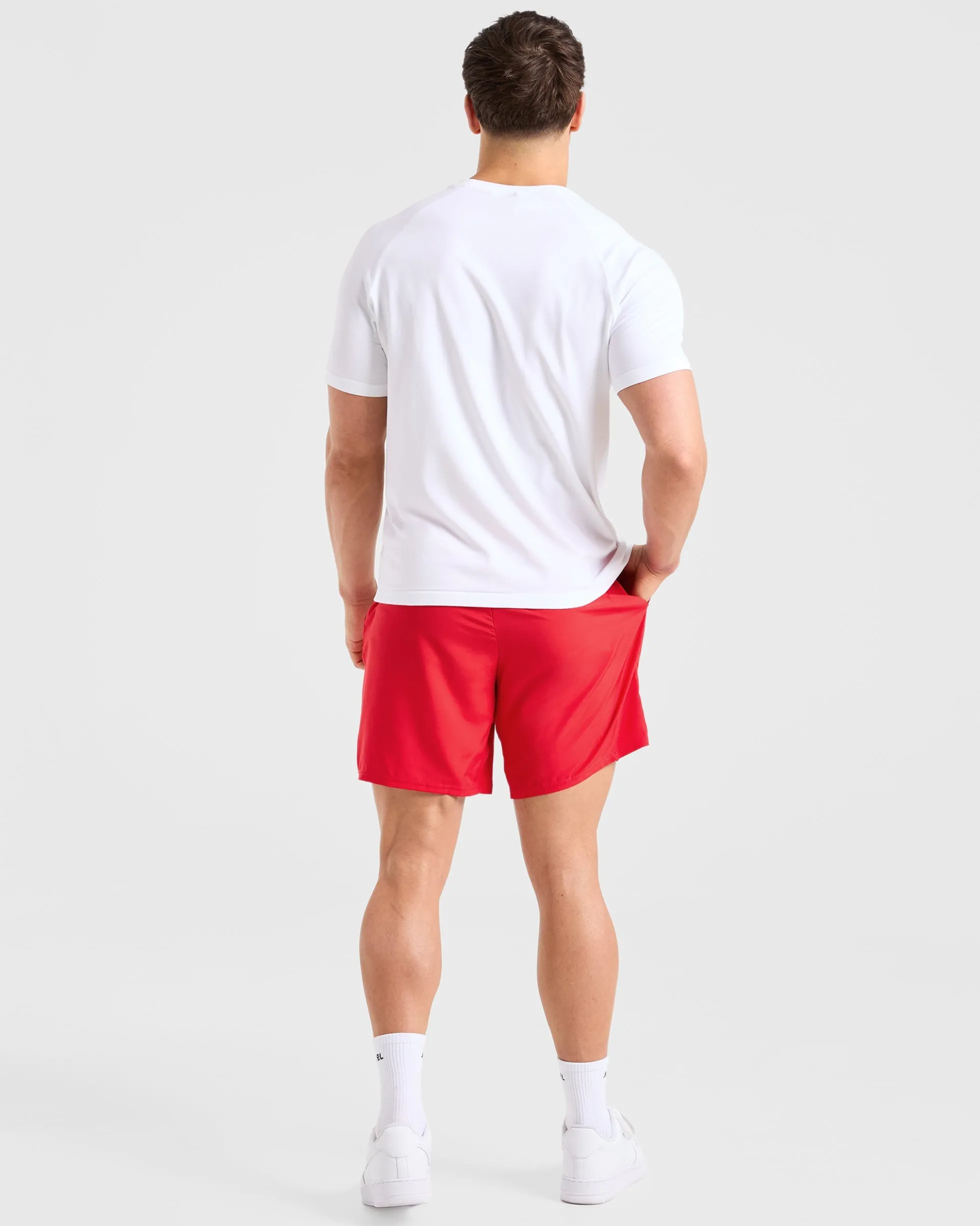 Core 7" Shorts