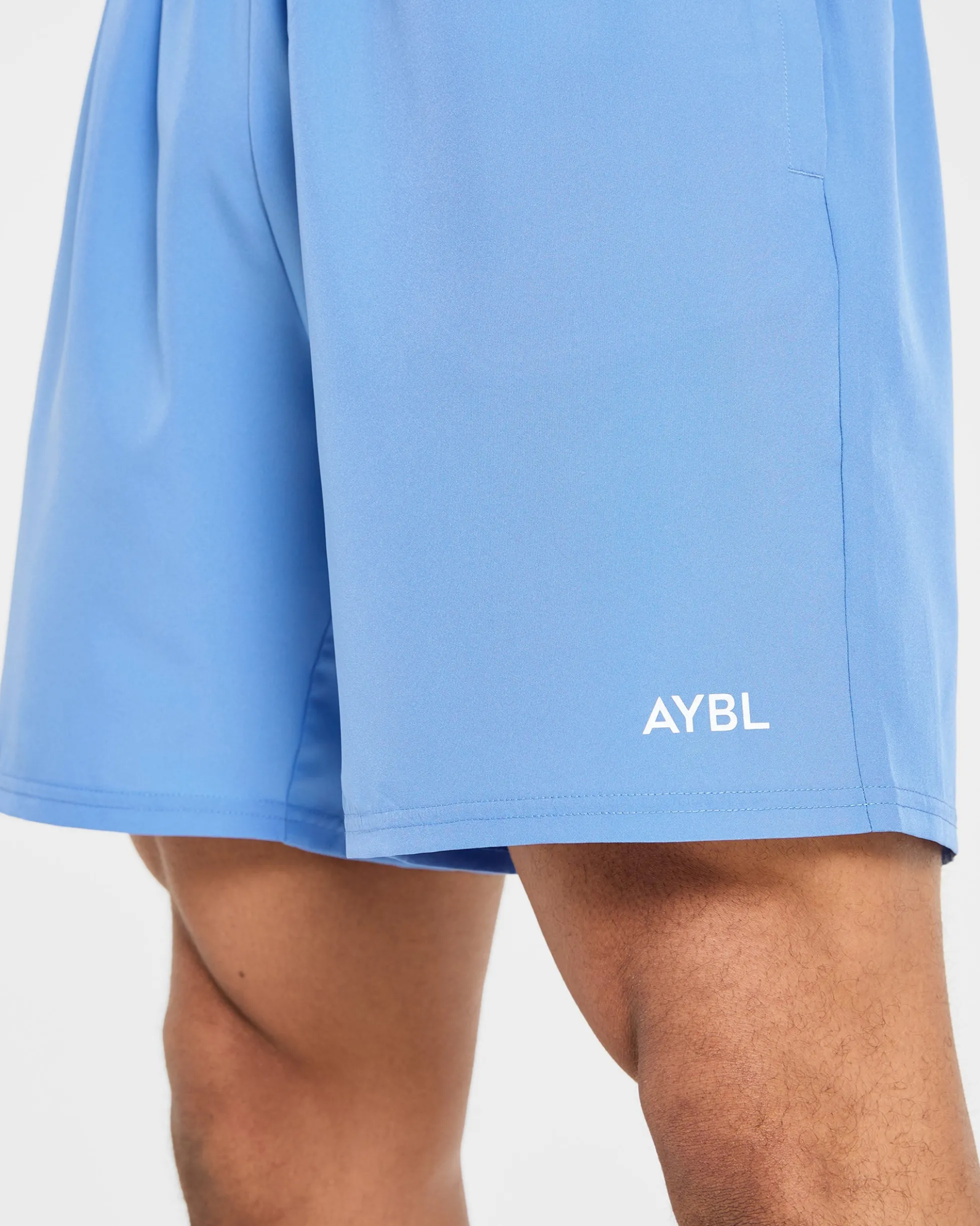 Core 7" Shorts