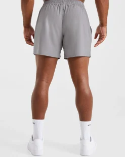Core 5" Shorts