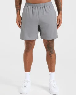 Core 7" Shorts