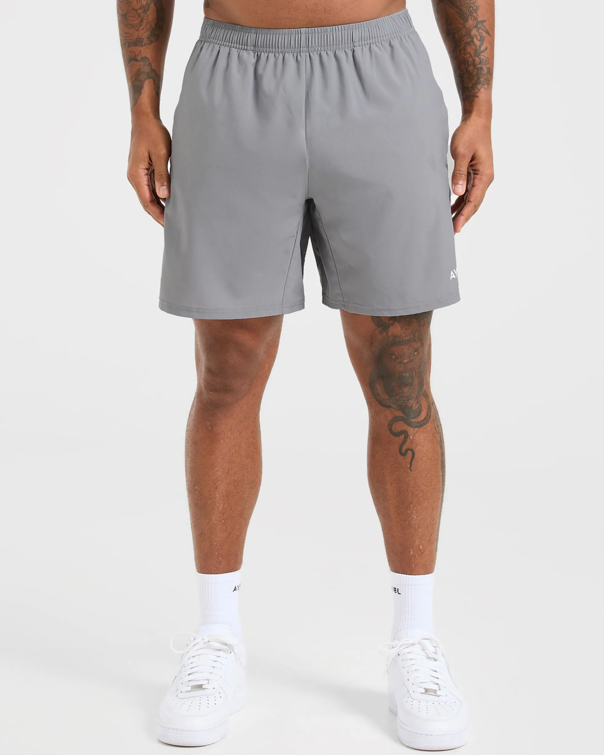 Core 7" Shorts