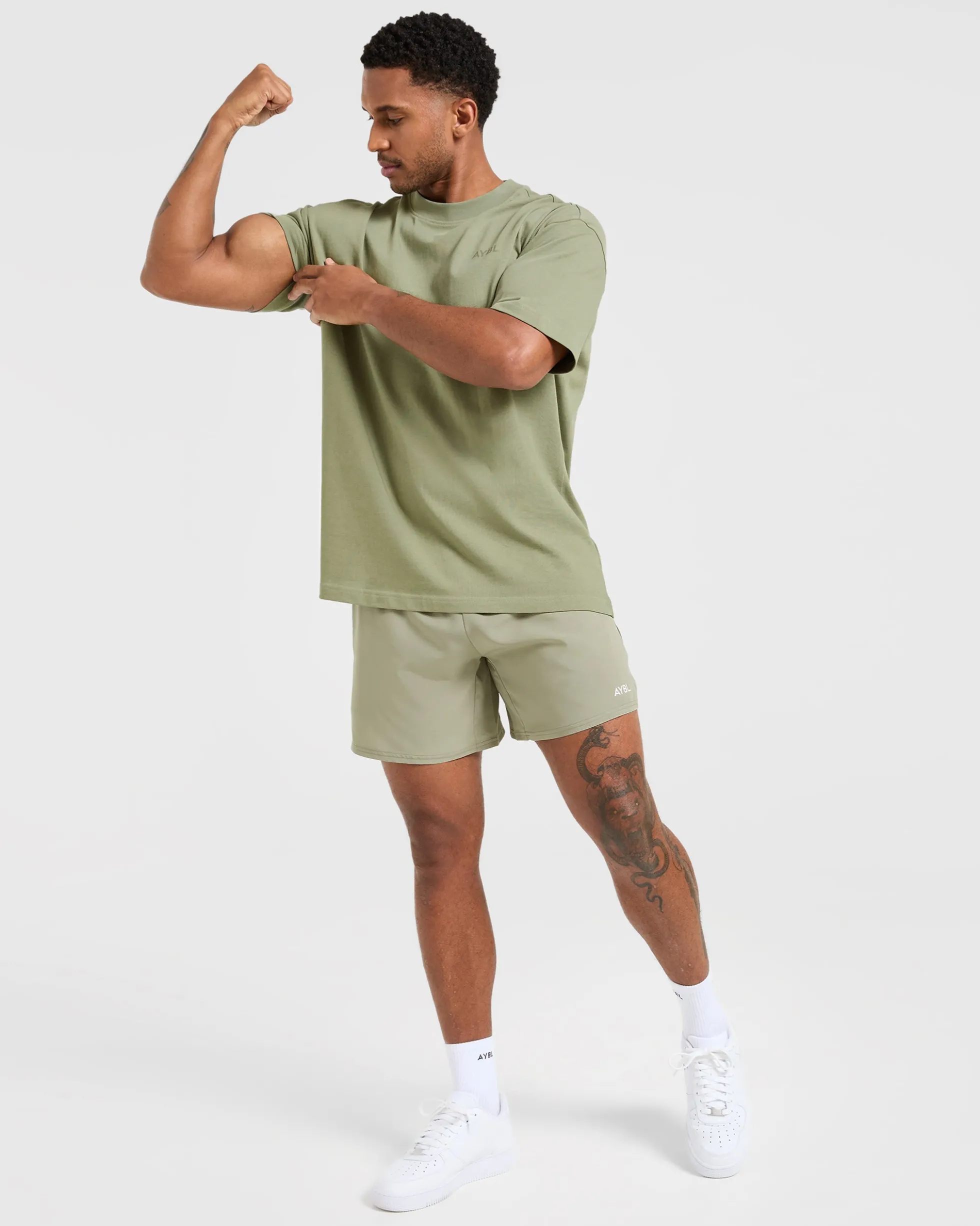 Core 5" Shorts