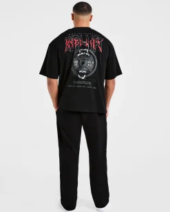 Doberman Strength Oversized T Shirt