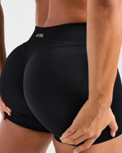 Enhance Seamless Shorts | 3.5