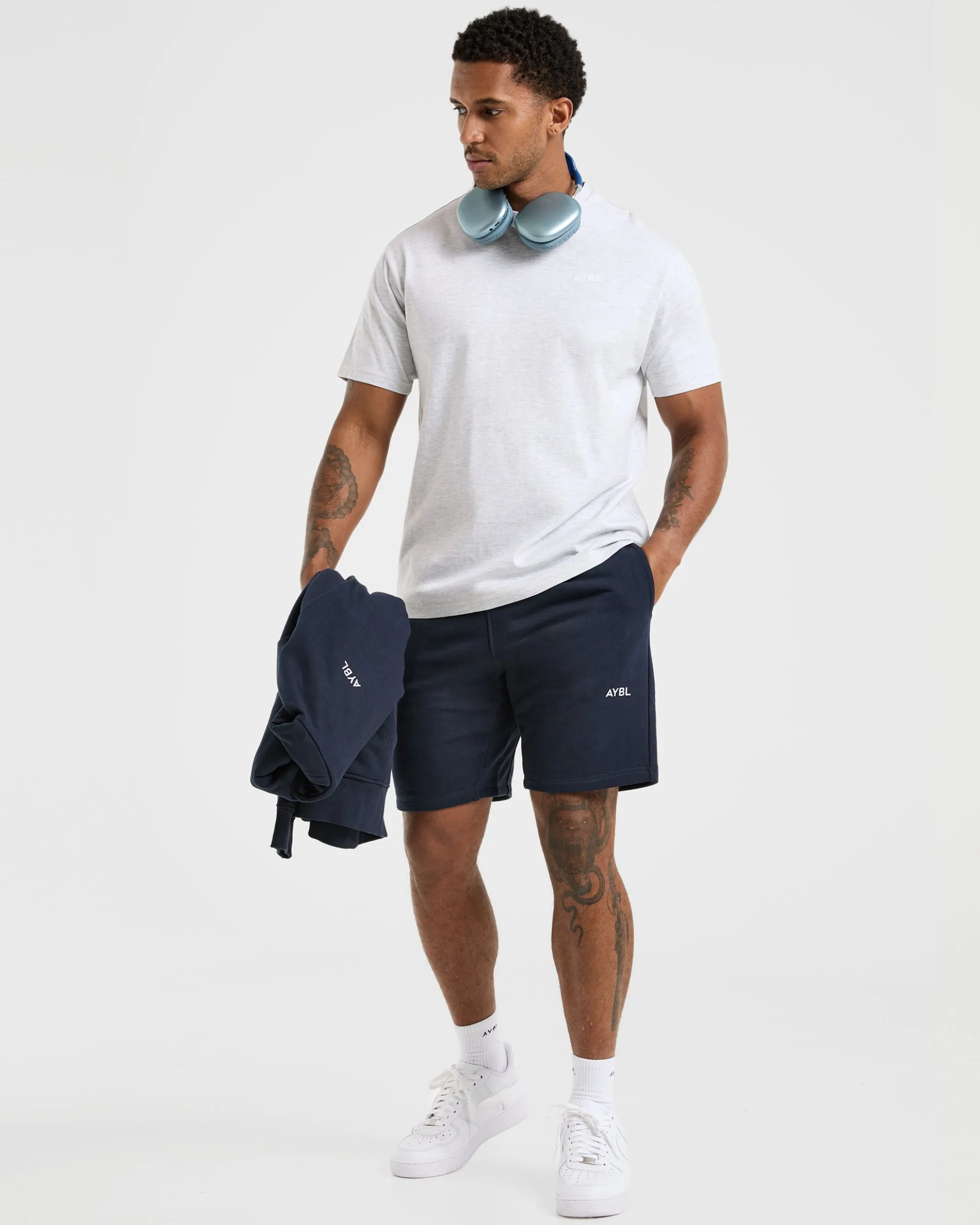Essential Lightweight 7" Shorts