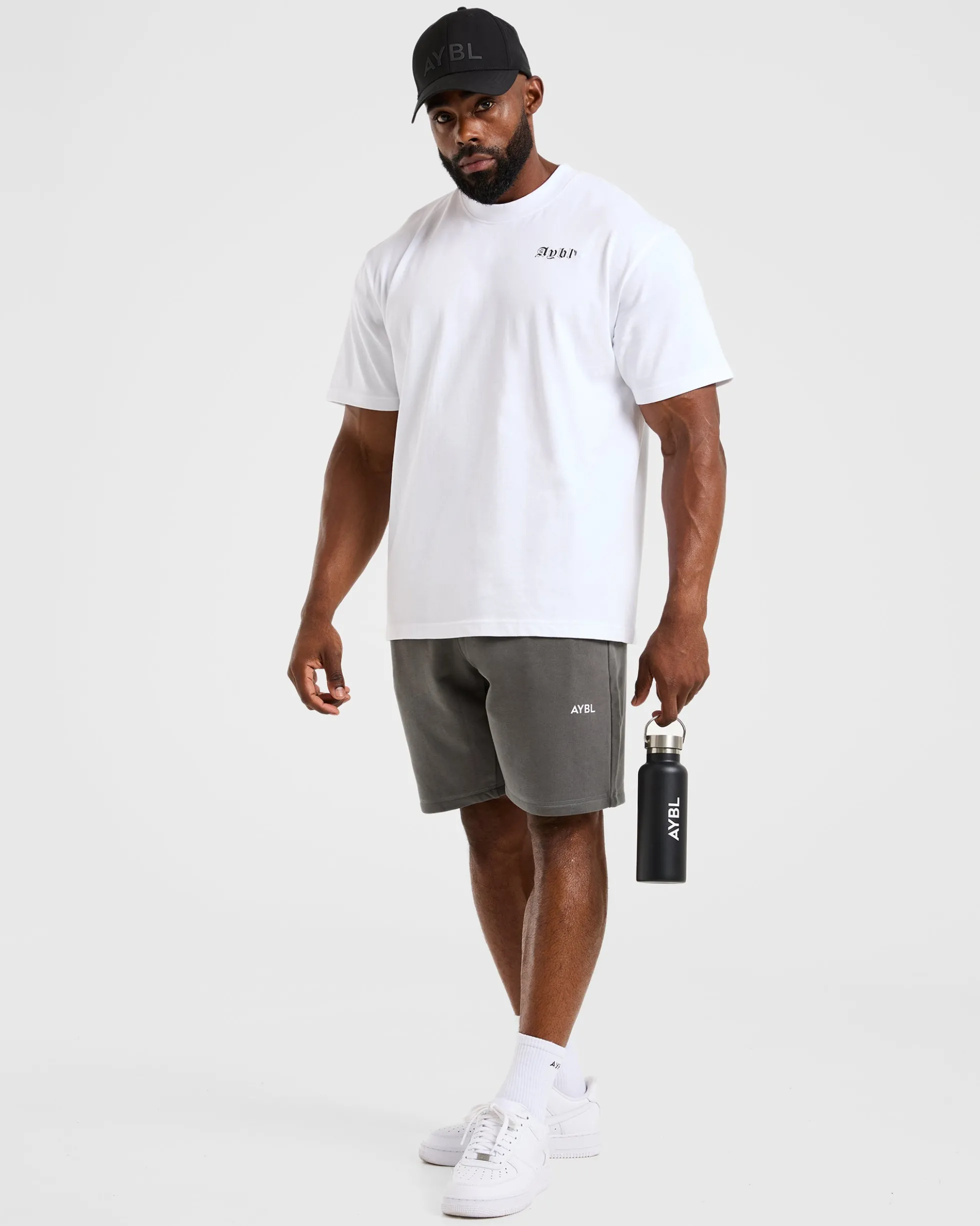 Essential Lightweight 7" Shorts