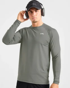 Essential Long Sleeve T Shirt