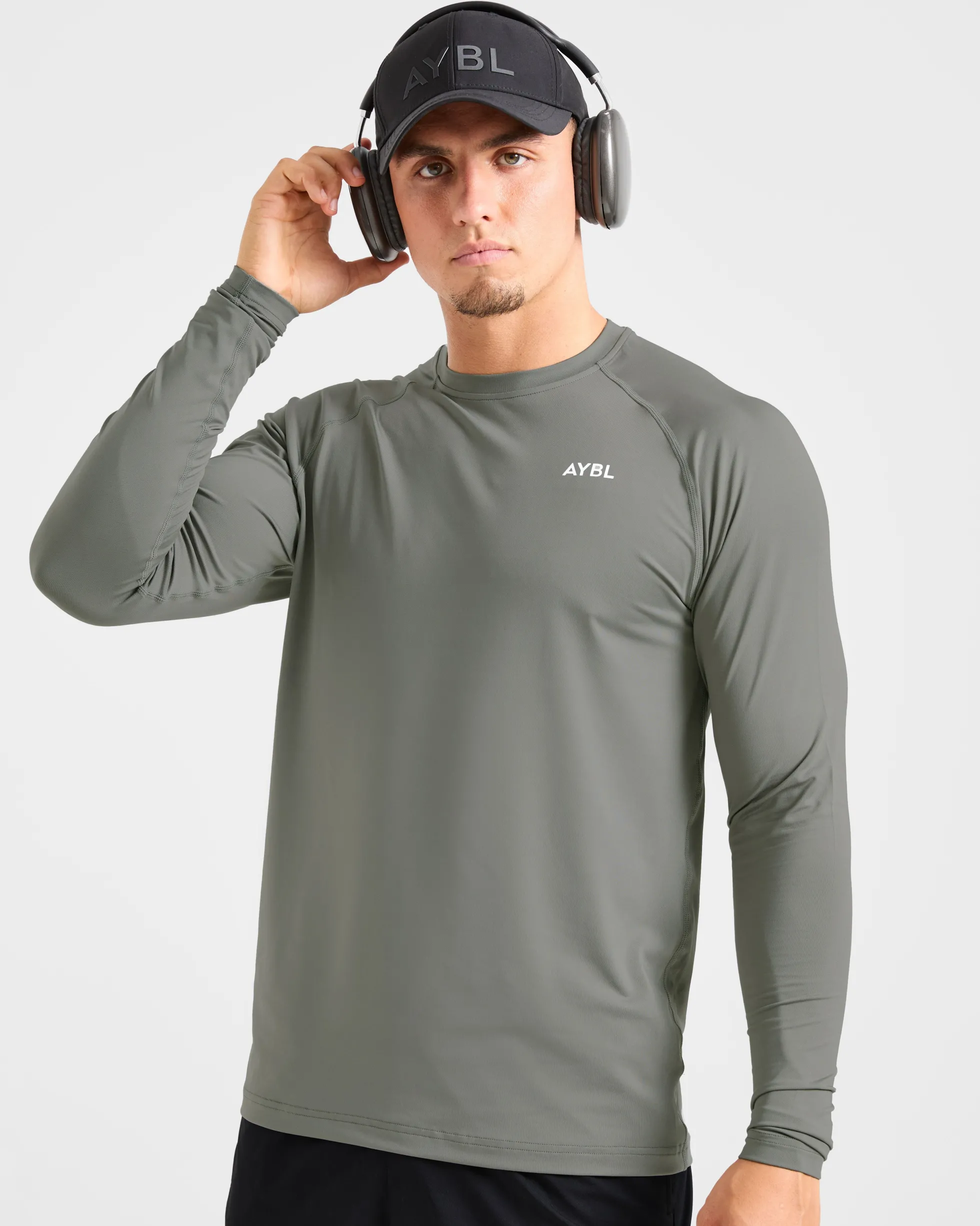 Essential Long Sleeve T Shirt
