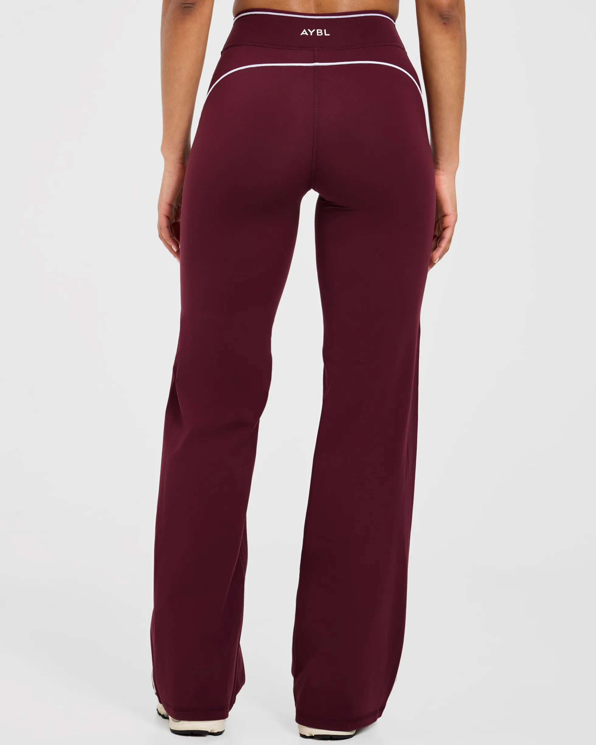 Form Flared Leggings
