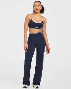 Form Flared Leggings