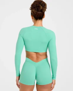Physique Long Sleeve Crop Top