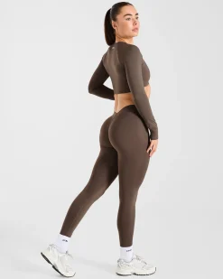 Physique Long Sleeve Crop Top