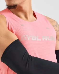 Run Loose Tank