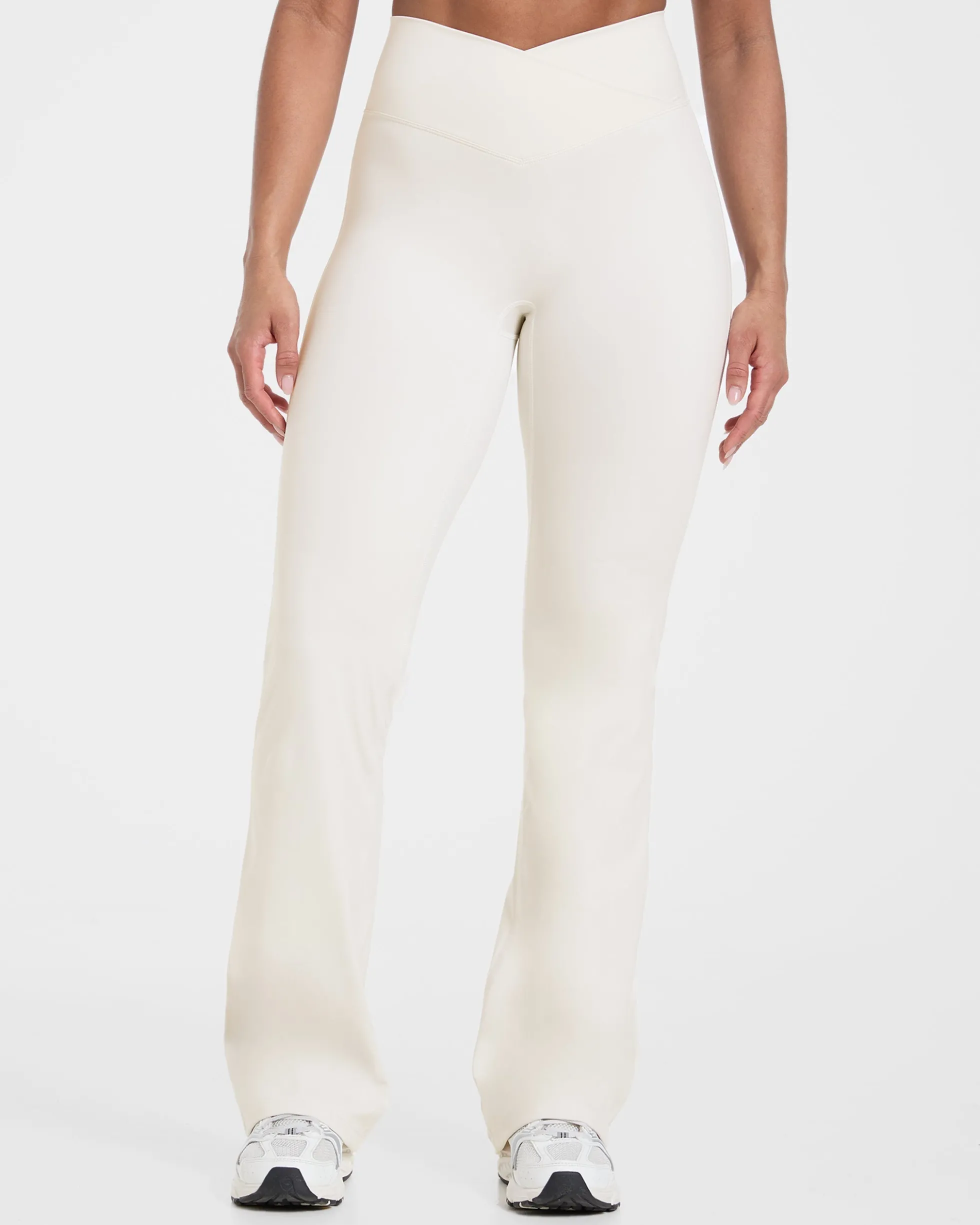 Sculpt Wrap Flared Leggings