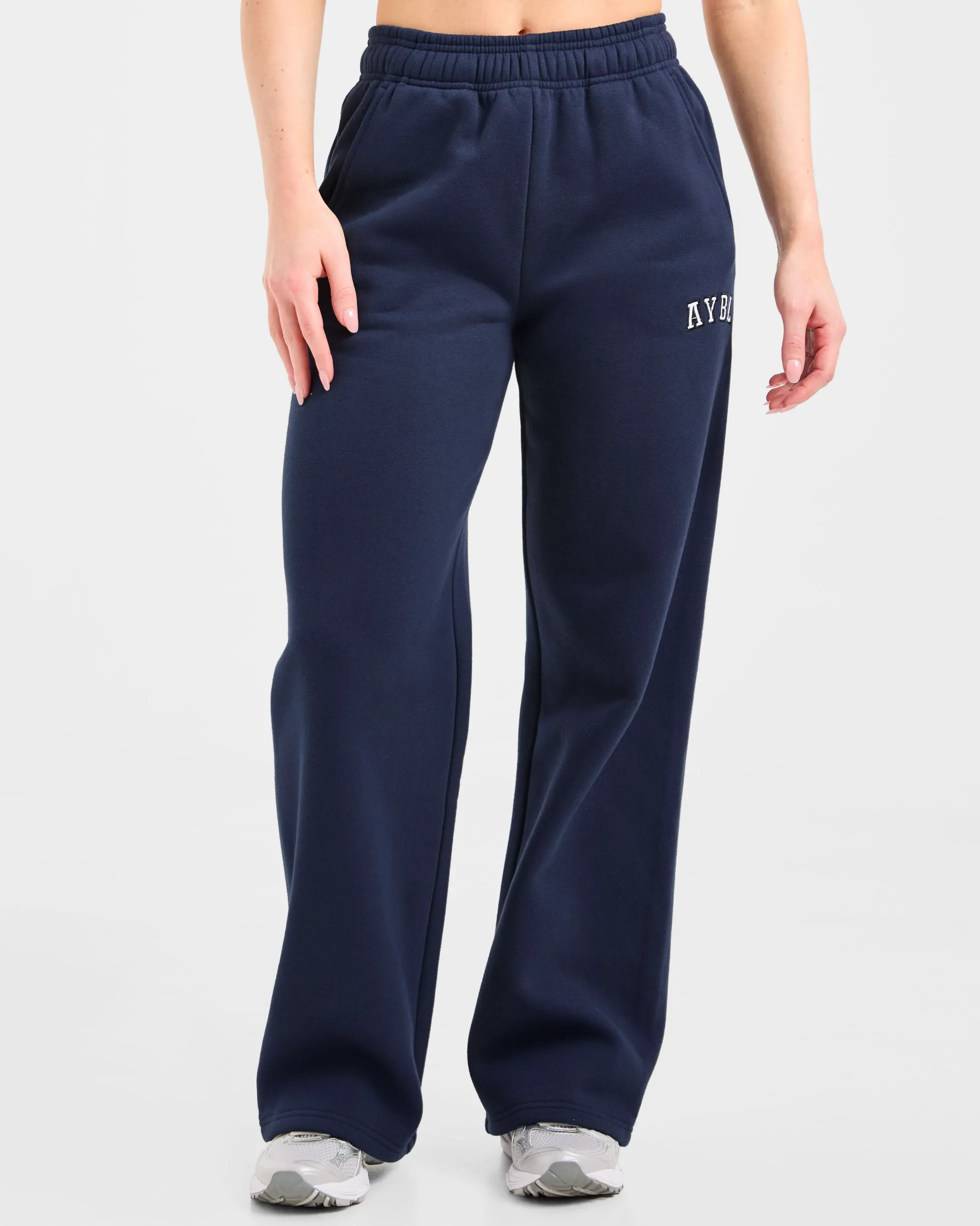 Varsity 2.0 Oversized Straight Leg Joggers